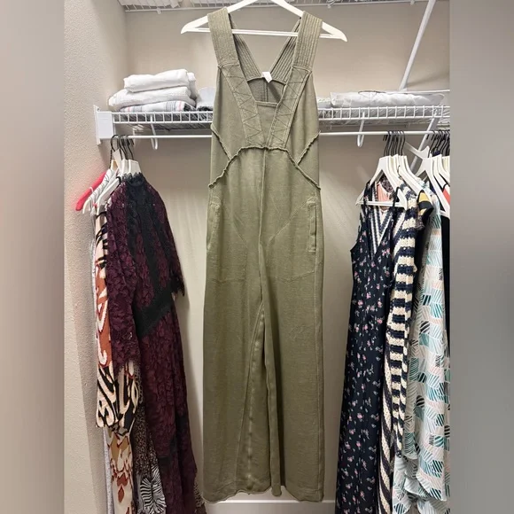 Anthropologie “Palmra Jumpauit” Green V-Neck Wide-Leg - Picture 3 of 4